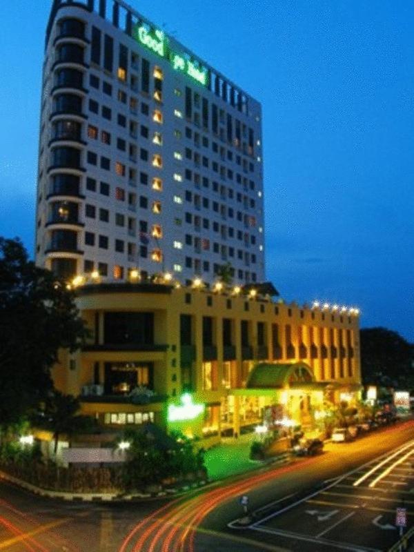 Good Hope Hotel Скудай Екстериор снимка