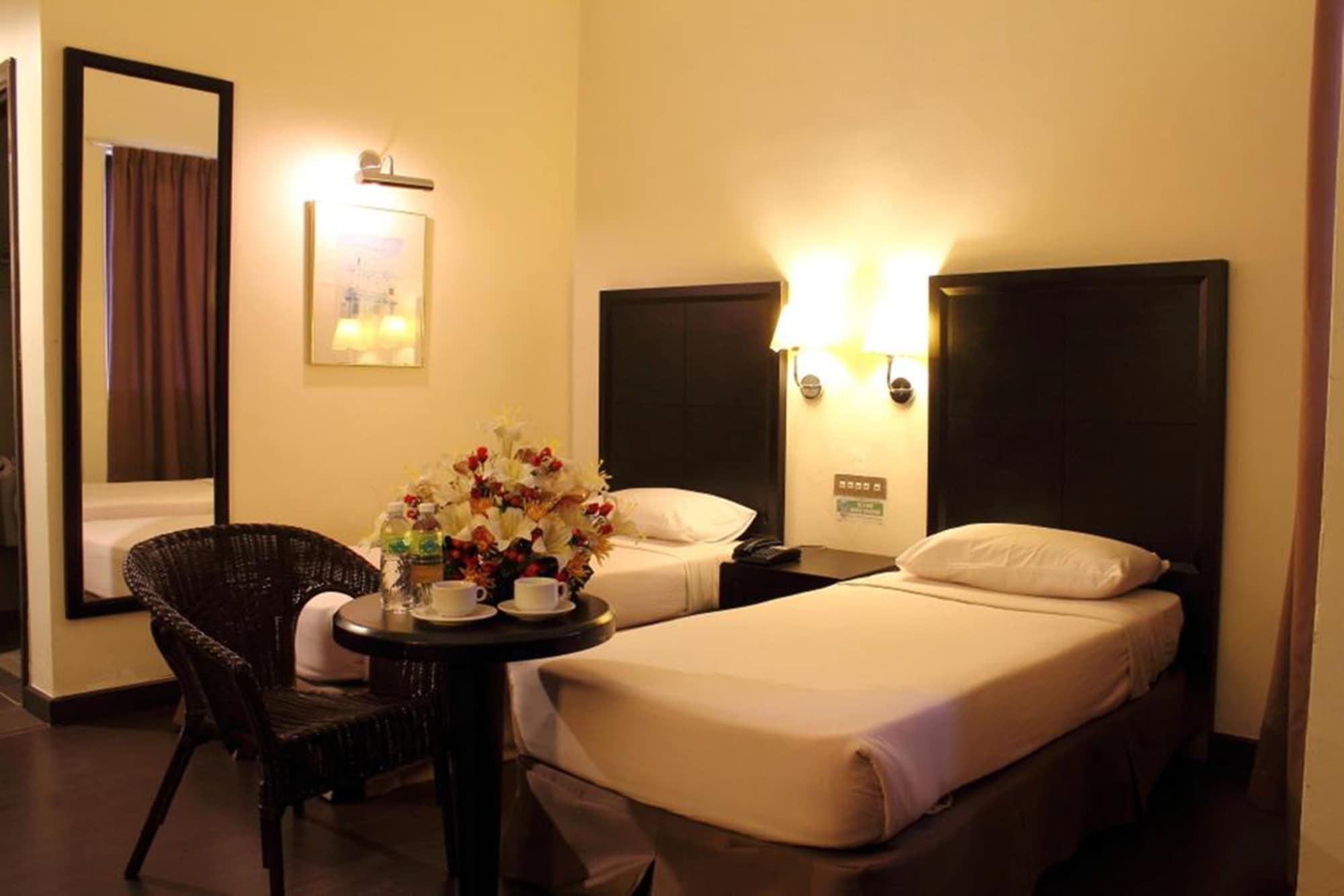 Good Hope Hotel Скудай Екстериор снимка